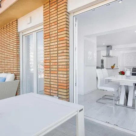 Mercedes Penthouse In By Solaga Homes Apartament Malaga