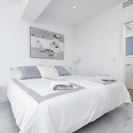 Apartament Mercedes Penthouse In By Solaga Homes *