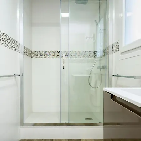 Apartament Mercedes Penthouse In By Solaga Homes *