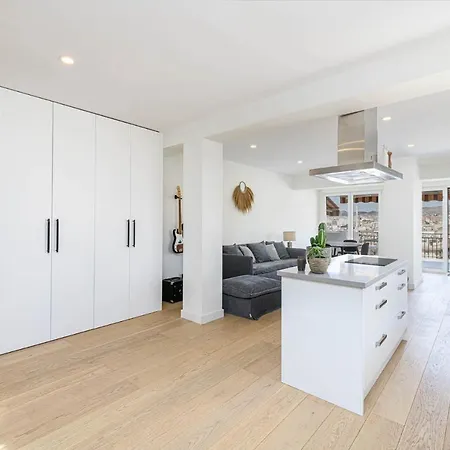 Mercedes Penthouse In By Solaga Homes Apartament *