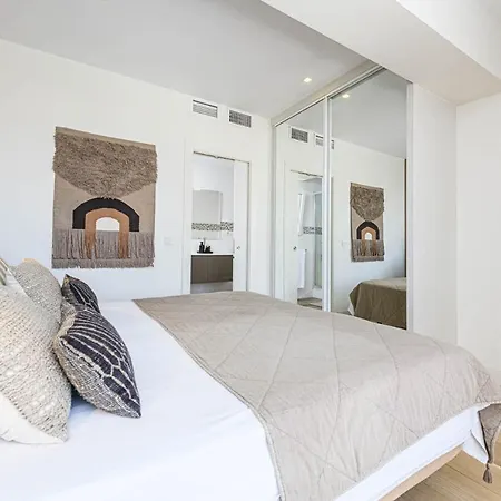 Mercedes Penthouse In By Solaga Homes