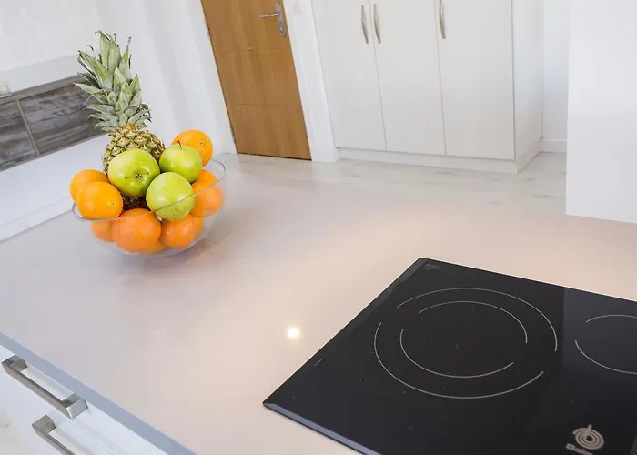 Mercedes Penthouse In By Solaga Homes Apartmán
